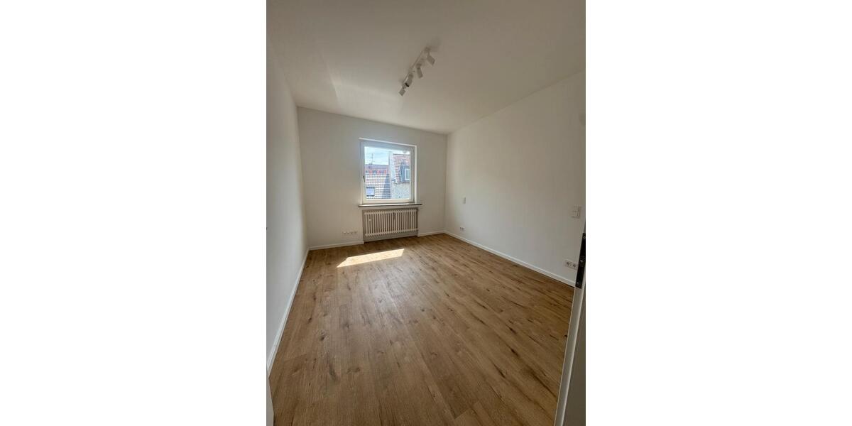 Wohnen auf Zeit Köln Lindenthal - 1 Zimmer, 75 m&sup2;, 800&euro; | Angebot:26555328