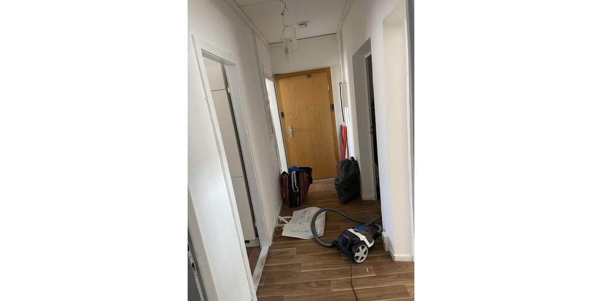 Etagenwohnung Mücheln - 6 Zimmer, 117 m&sup2;, 585&euro; | Angebot:25772435