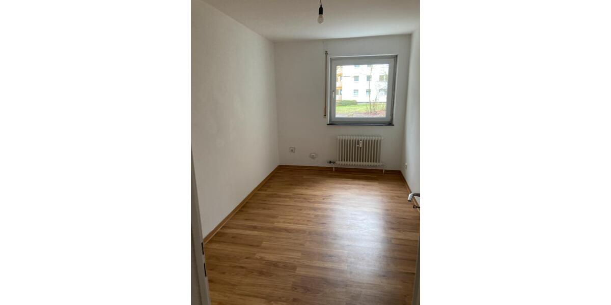 Etagenwohnung Bensheim - 3 Zimmer, 74 m&sup2;, 818&euro; | Angebot:24810715