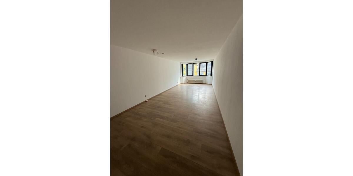 Etagenwohnung Krefeld Cracau - 1 Zimmer, 45 m&sup2;, 410&euro; | Angebot:25164959