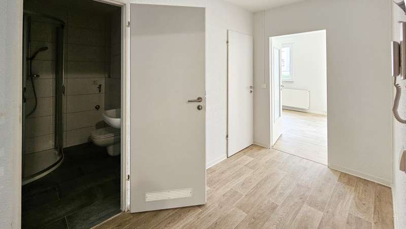 Wohnung zum Mieten in Zwickau 330 € 50 m² 2 zimmer