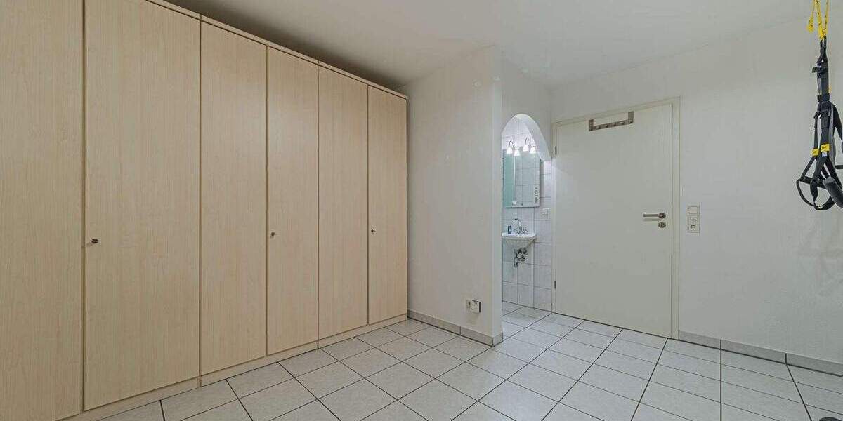 Etagenwohnung Neu-Isenburg Isenburg - 3 Zimmer, 125 m&sup2;, 3.030&euro; | Angebot:24733792