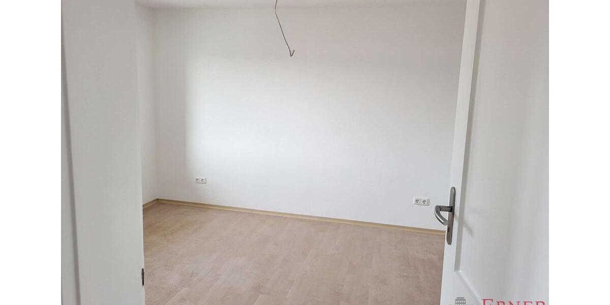 Etagenwohnung Zwiesel - 1 Zimmer, 34 m&sup2;, 280&euro; | Angebot:26132815