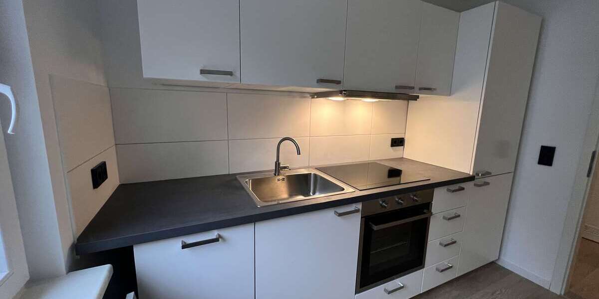 Etagenwohnung Wiesbaden Mitte - 2 Zimmer, 78 m&sup2;, 1.100&euro; | Angebot:26902141