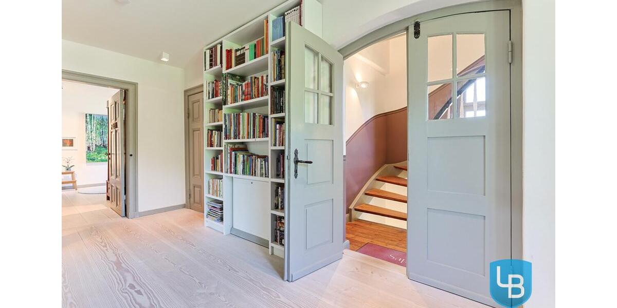 Einfamilienhaus Plön - 7 Zimmer, 261 m&sup2;, 2.500&euro; | Angebot:26648216