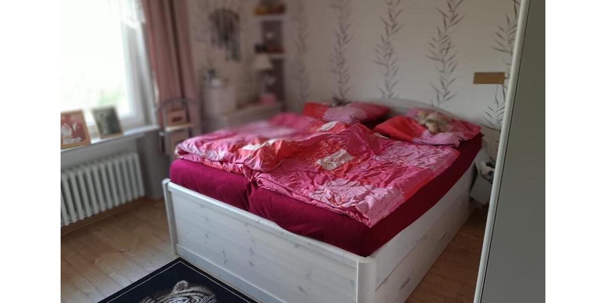 Villa Rinteln - 5 Zimmer, 258 m&sup2;, 1.850&euro; | Angebot:25986835