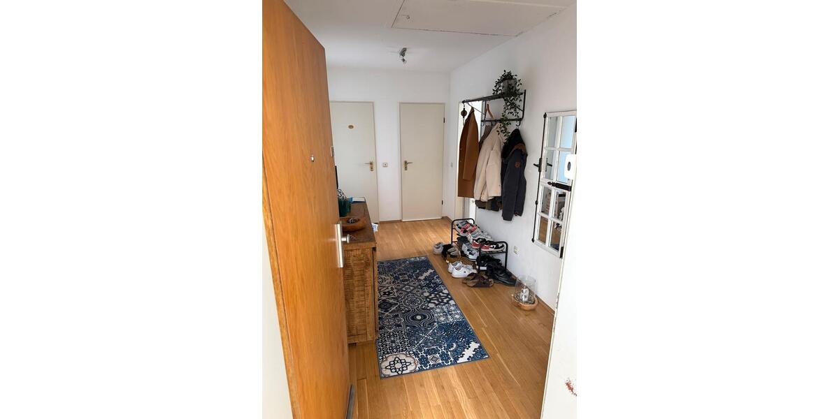 Etagenwohnung Simmerath - 3 Zimmer, 85 m&sup2;, 1.300&euro; | Angebot:26298787