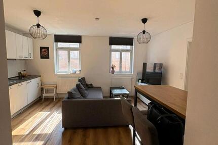 Kernsanierte 3 Zimmer Wohnung im Denkmalhaus am Fürther Rathaus