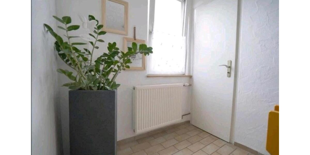 Etagenwohnung Tuttlingen - 1 Zimmer, 12 m&sup2;, 270&euro; | Angebot:26550357
