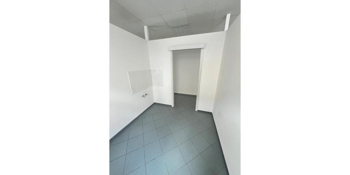 Große Gewerbeeinheit zum Selbstverwirklichen zimmer