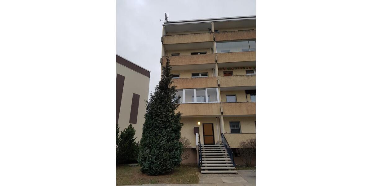 Etagenwohnung Bernstadt auf dem Eigen - 2 Zimmer, 57 m&sup2;, 245&euro; | Angebot:25513566