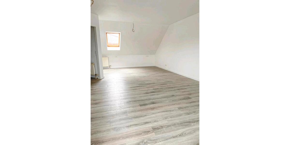 Dachgeschoßwohnung Künzelsau - 1 Zimmer, 45 m&sup2;, 710&euro; | Angebot:26030747