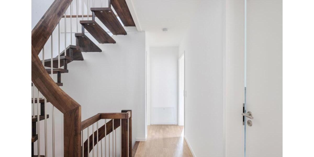 Reihenhaus Stade - 5 Zimmer, 129 m&sup2;, 1.750&euro; | Angebot:26340692