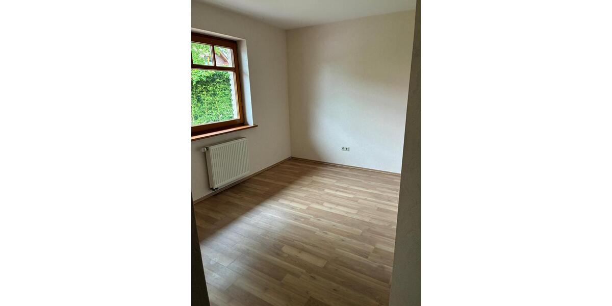 Erdgeschoßwohnung Barßel - 7 Zimmer, 108 m&sup2;, 800&euro; | Angebot:26639350