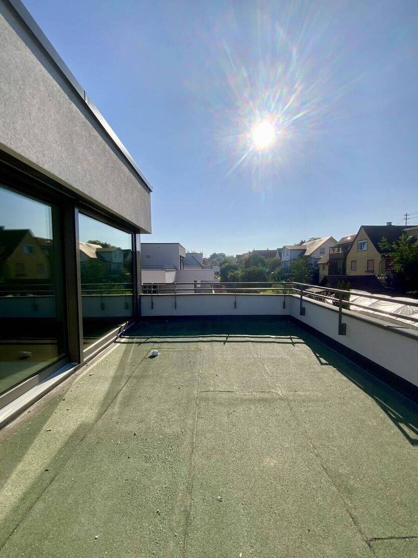 2-Zimmer-Erstbezug mit EBK & sonniger Dachterrasse 2 zimmer