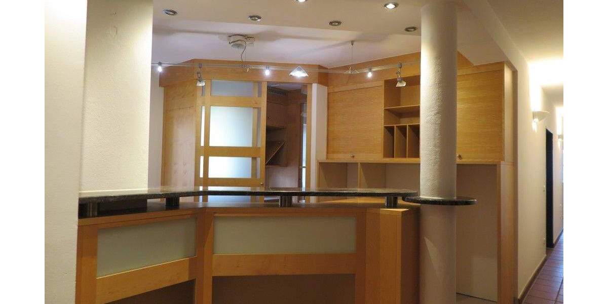 Gewerbeobjekt Berchtesgaden - 4 Zimmer, 101 m&sup2;, 1.400&euro; | Angebot:25705352