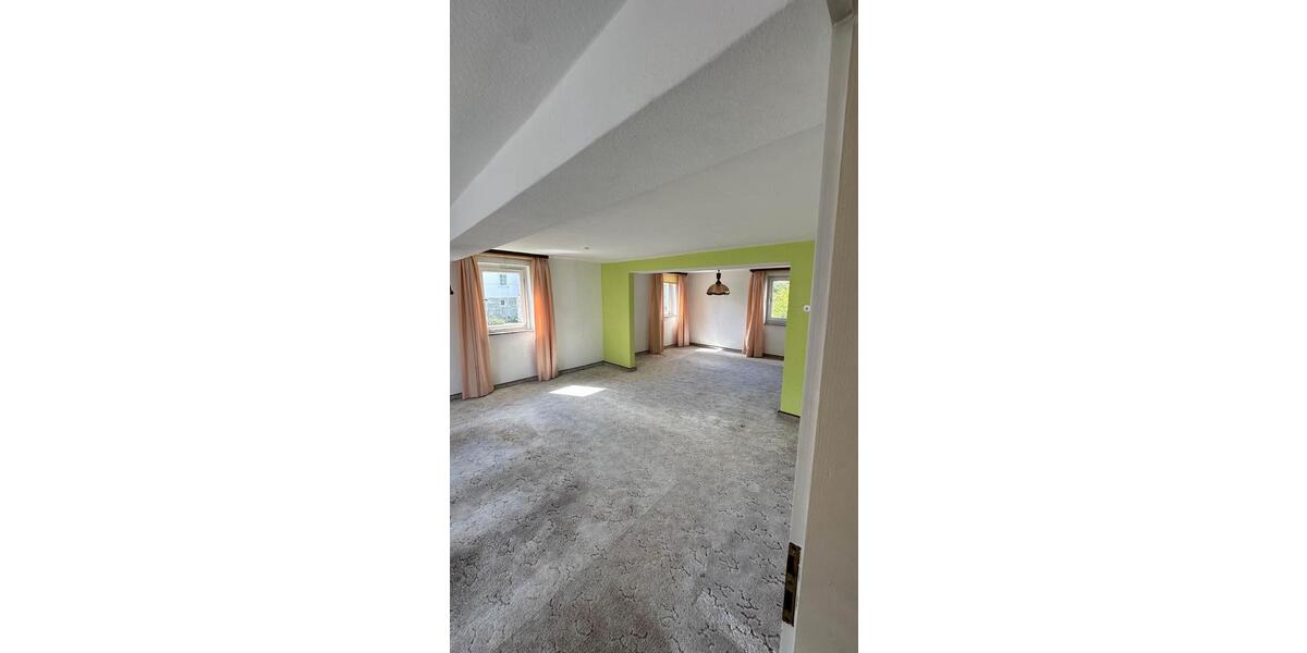 Mehrfamilienhaus, Wohnhaus Fuldabrück - 8 Zimmer, 178 m&sup2;, 1.250&euro; | Angebot:26294804