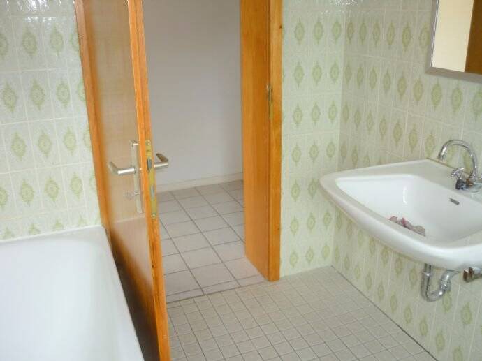 Etagenwohnung Beckingen Düppenweiler - 2 Zimmer, 62 m&sup2;, 390&euro; | Angebot:24366908