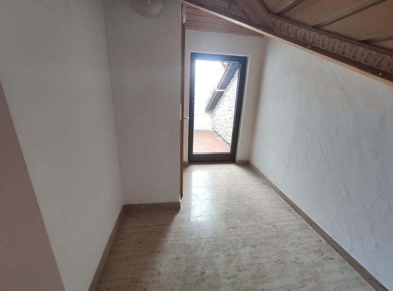 2 Zi. Whg. im 1. OG mit Dachterrasse, Stellplatz und Gartenmitbenutzung 2 zimmer