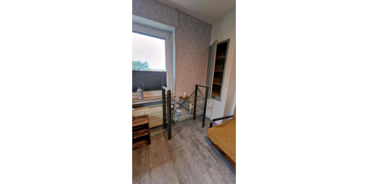 2 neu sanierte WG Zimmer ab März 2026 zu vergeben 1 zimmer