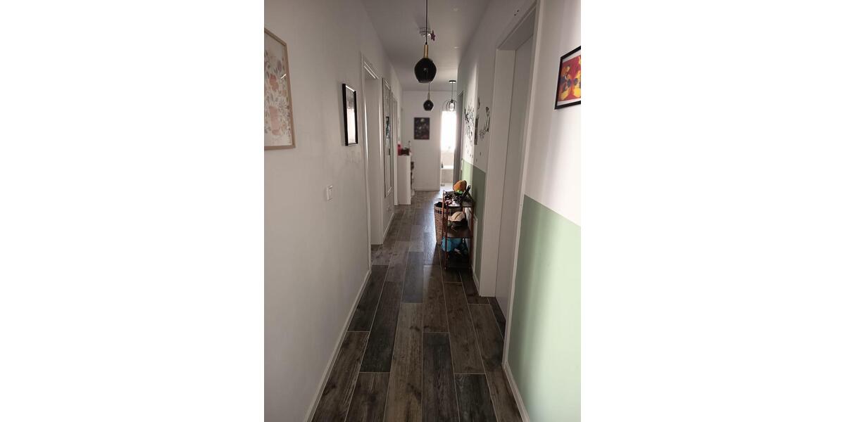 Etagenwohnung Friedberg (Hessen) - 4 Zimmer, 92 m&sup2;, 1.500&euro; | Angebot:26406741