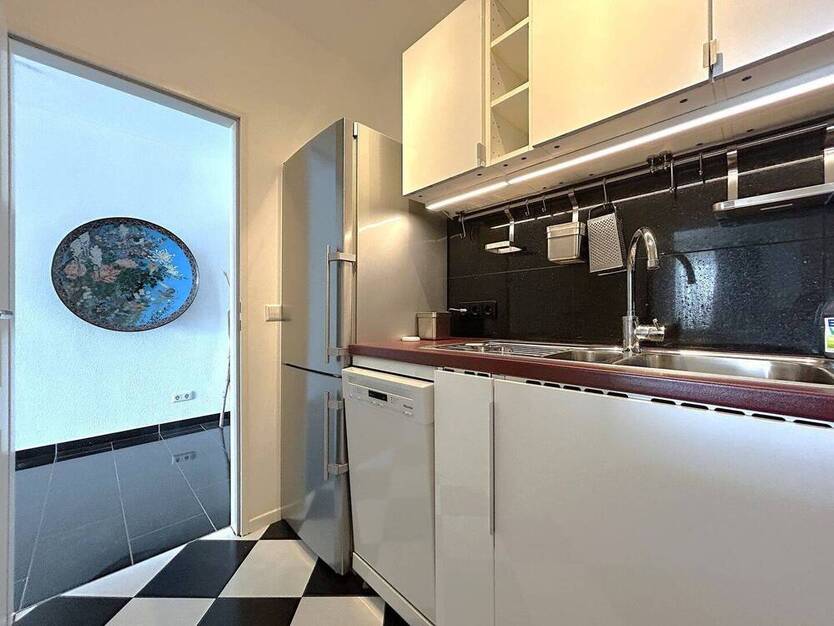 Hochwertig und Möbiliert - Moderne 1 Zimmerwohnung mit Balkon