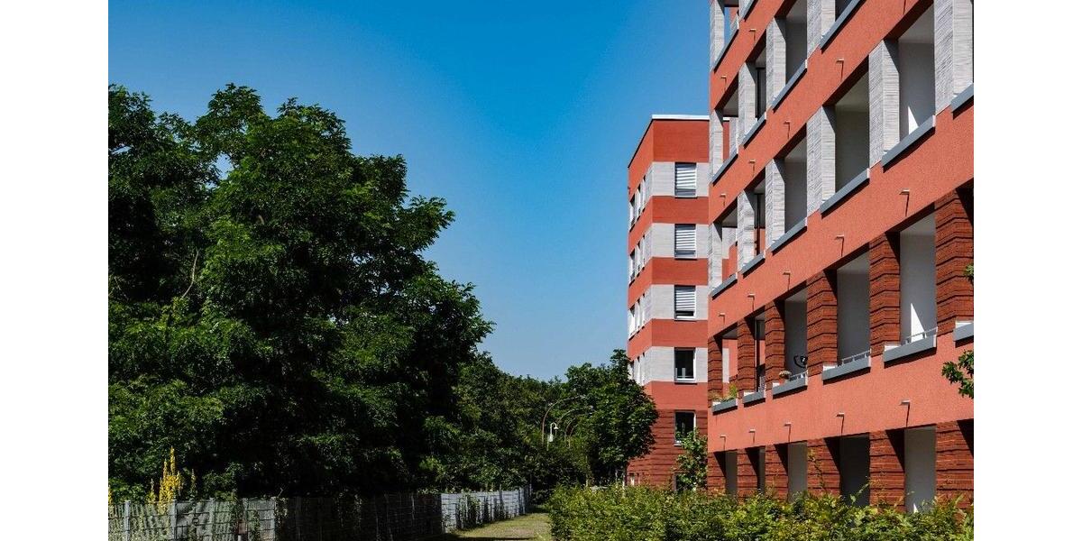 RAUMRIESE - PERFEKTER GRUNDRISS FÜR BUSINESS-WGs LYONER QUARTIER NIEDERRAD 5 zimmer