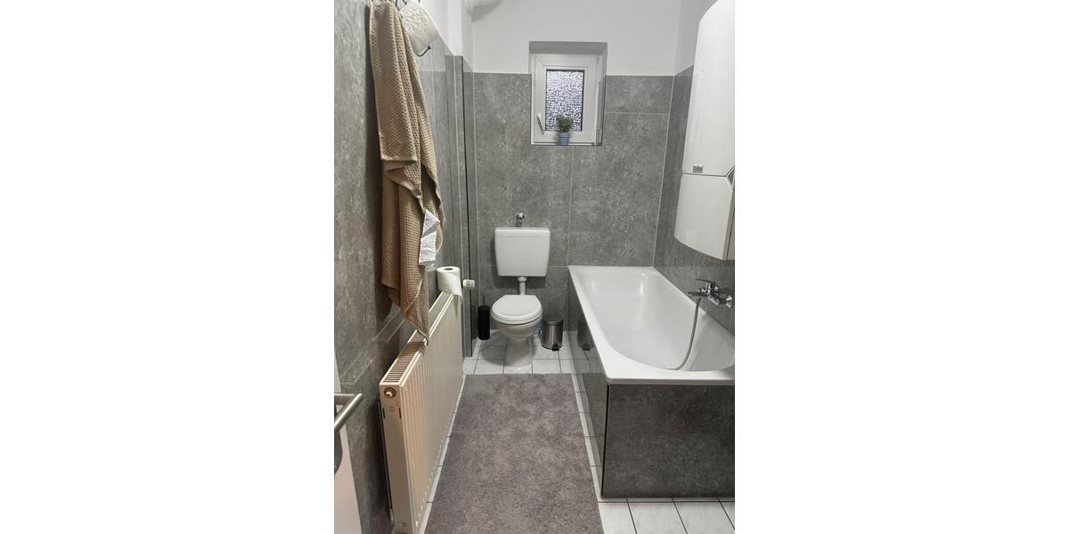 Etagenwohnung Essen Südviertel - 2.5 Zimmer, 67 m&sup2;, 1.100&euro; | Angebot:26640728