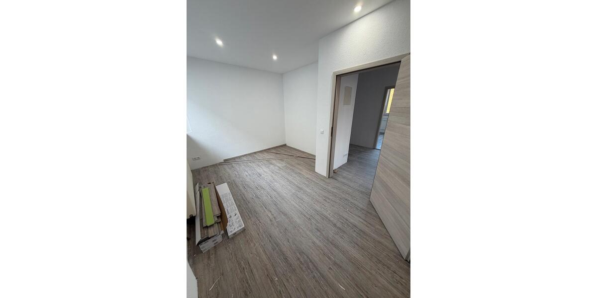 Erdgeschoßwohnung Amstetten - 4 Zimmer, 130 m&sup2;, 1.600&euro; | Angebot:25311195