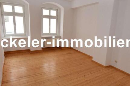 Wohnung Naumburg (Saale) - 3 Zimmer, 82 m&sup2;, 450&euro; | Angebot:25265860