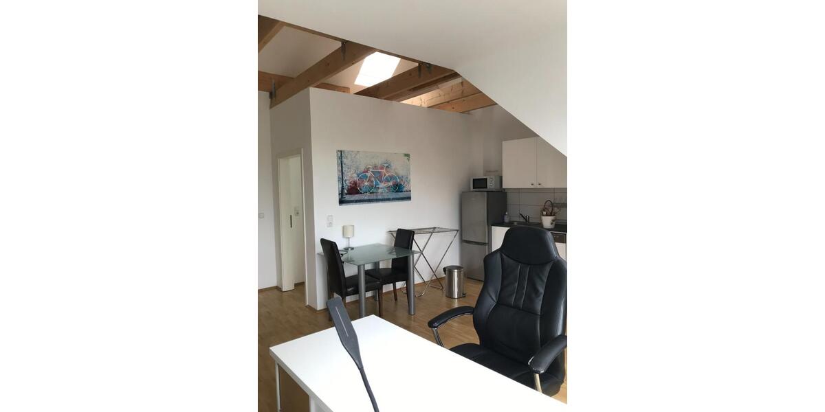 Dachgeschoßwohnung Kiel - 2 Zimmer, 55 m&sup2;, 1.220&euro; | Angebot:24712074