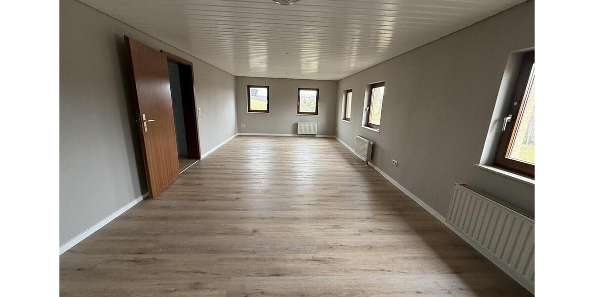 Einfamilienhaus Rosengarten - 6 Zimmer, 130 m&sup2;, 750&euro; | Angebot:24558836