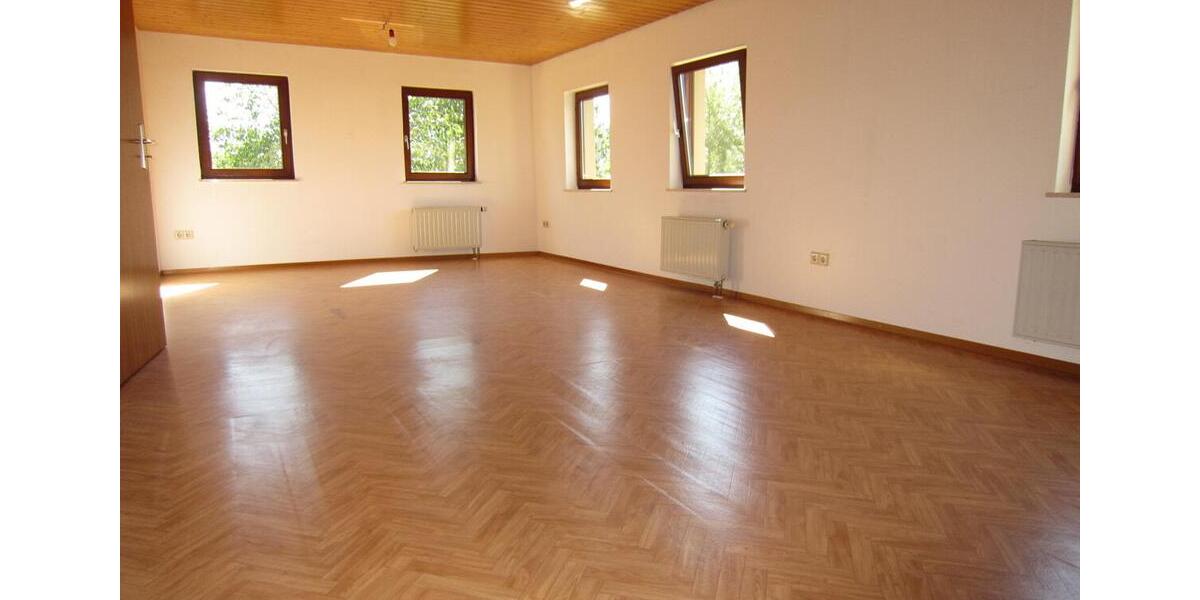 Einfamilienhaus Rosengarten - 6 Zimmer, 130 m&sup2;, 800&euro; | Angebot:24558836