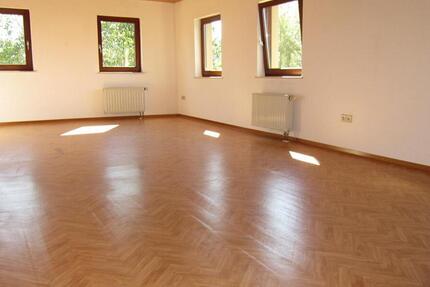 Haus Rosengarten - 6 Zimmer, 130 m&sup2;, 800&euro; | Angebot:24558836