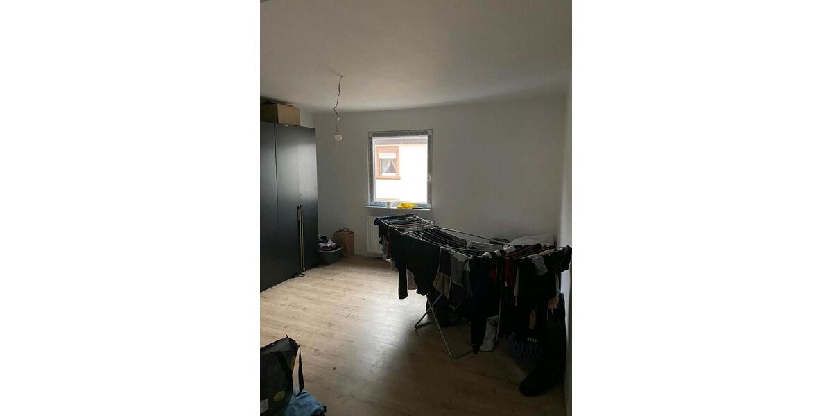 Reihenhaus Rodalben - 5 Zimmer, 160 m&sup2;, 1.100&euro; | Angebot:26049825