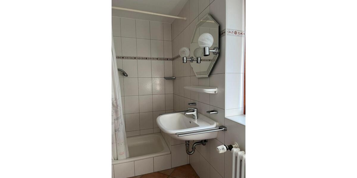 Einfamilienhaus Burgwedel - 4.5 Zimmer, 162 m&sup2;, 1.520&euro; | Angebot:26047176