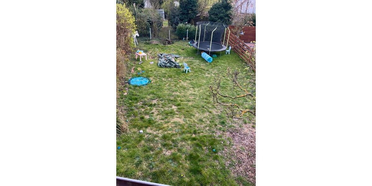 Etagenwohnung Springe - 4 Zimmer, 150 m&sup2;, 1.050&euro; | Angebot:26044837