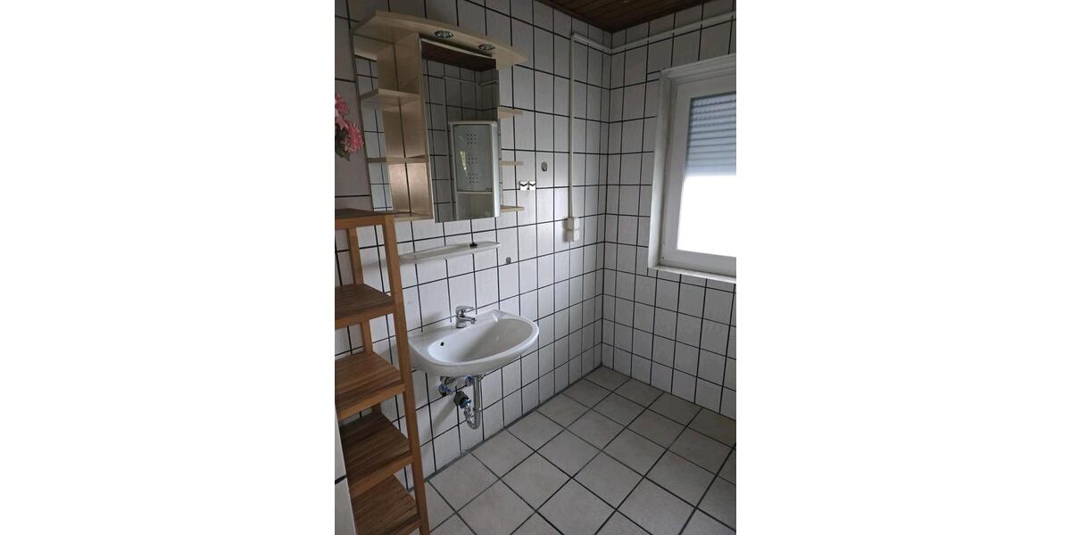 Erdgeschoßwohnung Frankenau - 1 Zimmer, 80 m&sup2;, 500&euro; | Angebot:24466555