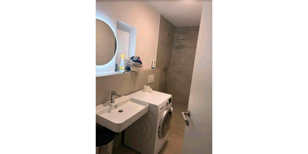 Etagenwohnung Bergisch Gladbach - 1 Zimmer, 20 m&sup2;, 650&euro; | Angebot:25423280