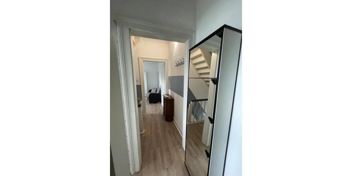 Etagenwohnung Koblenz Bisholder - 1 Zimmer, 25 m&sup2;, 300&euro; | Angebot:25265190