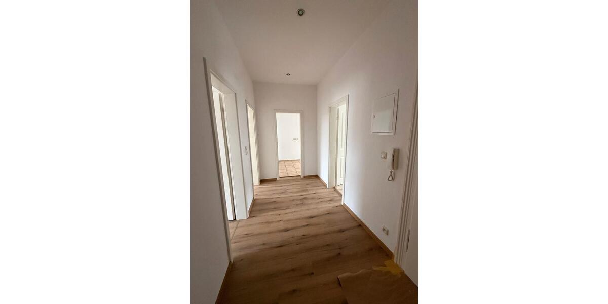Etagenwohnung Markkleeberg - 2 Zimmer, 62 m&sup2;, 690&euro; | Angebot:26038393