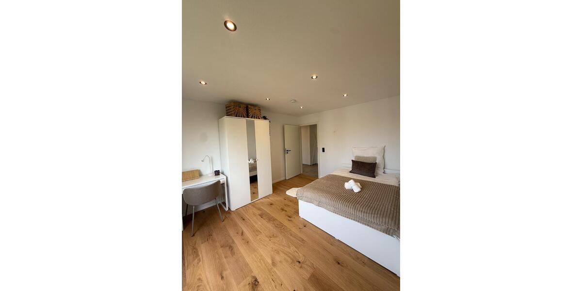 Wohnen auf Zeit München Bogenhausen - 4 Zimmer, 9 m&sup2;, 840&euro; | Angebot:26145138