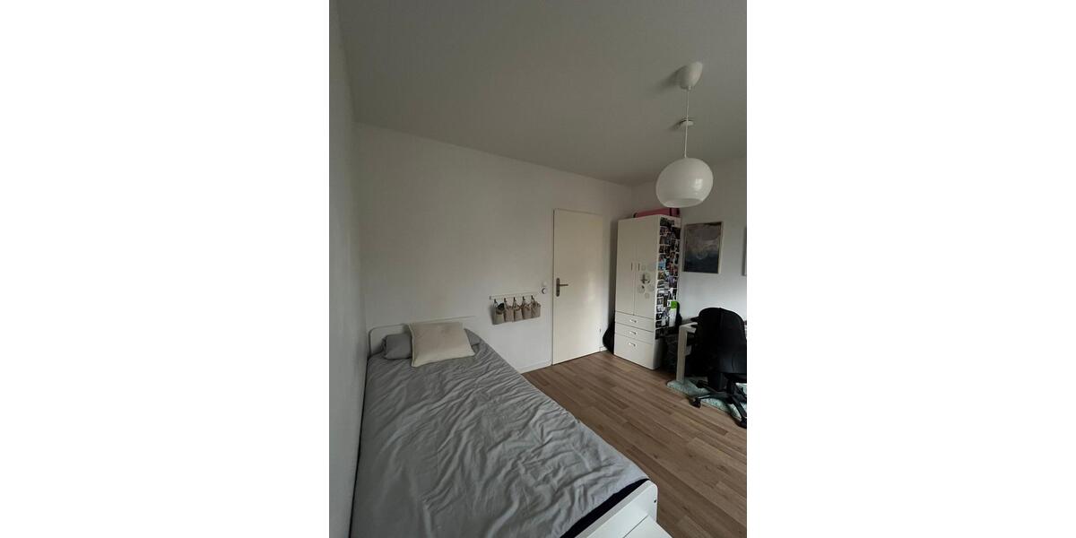 Etagenwohnung München Moosach - 1 Zimmer, 12 m&sup2;, 793&euro; | Angebot:25857788