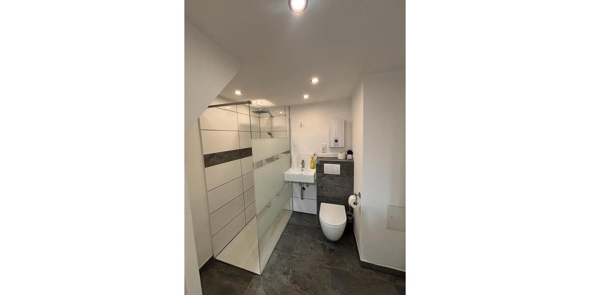 Einfamilienhaus Norheim - 3 Zimmer, 85 m&sup2;, 900&euro; | Angebot:25715291