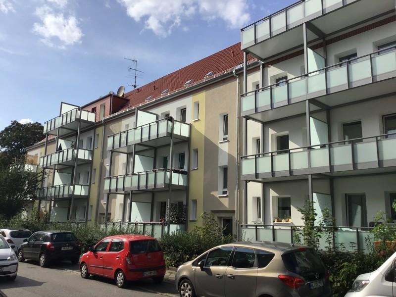 Renovierte 2-Zimmer-Wohnung mit Balkon zimmer