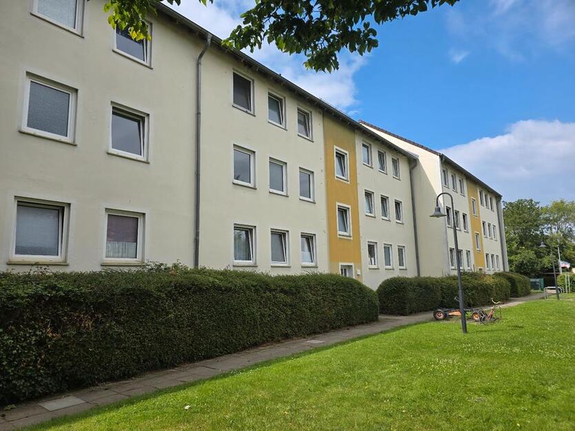 Modernisierte 3-Zimmer-Wohnung mit ca. 64,06m² Wohnfläche und Loggia