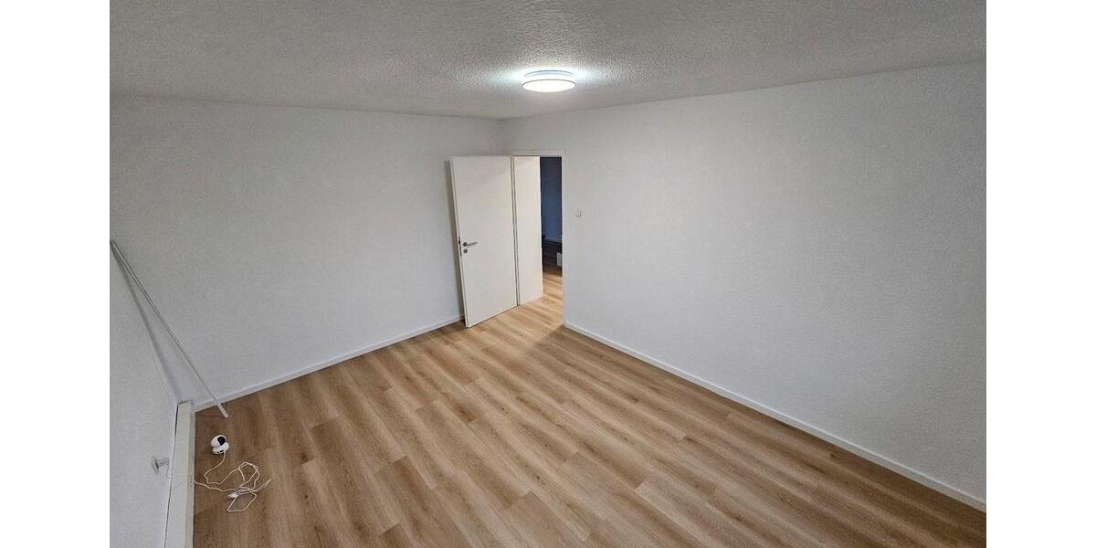 Etagenwohnung Solingen Höhscheid - 2 Zimmer, 51 m&sup2;, 700&euro; | Angebot:26005011
