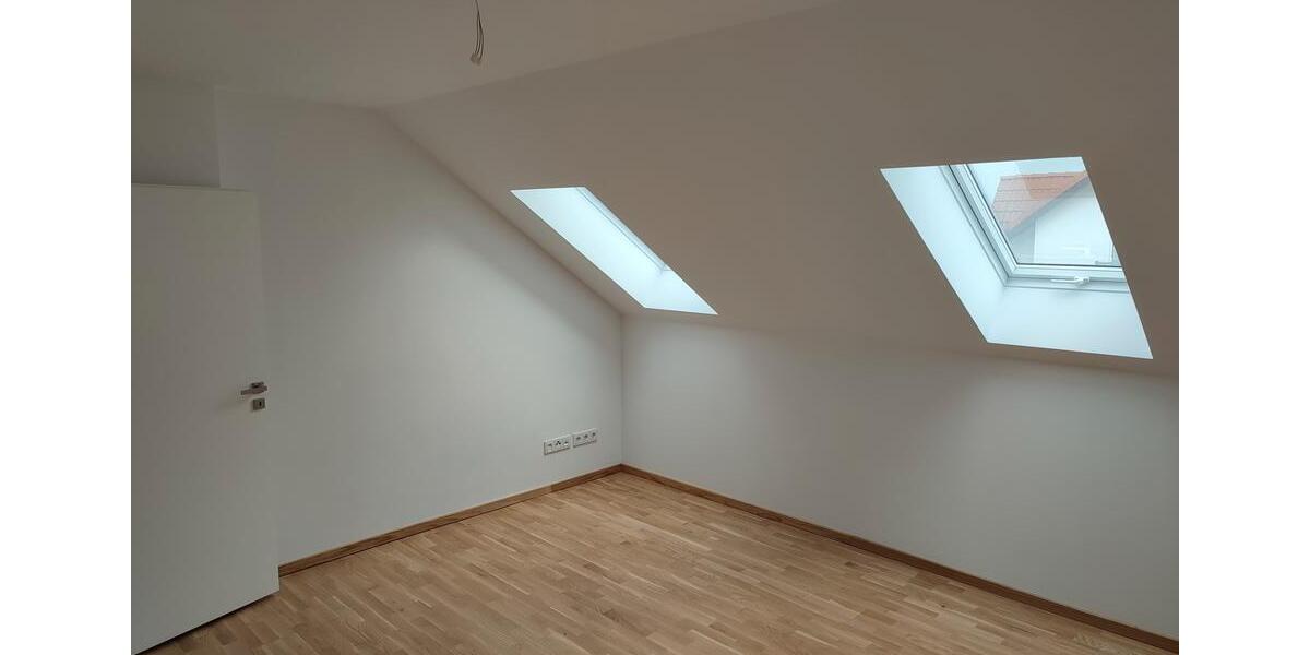 Reihenendhaus 180m²+60 qm² Keller+Garten+Solar+Kamin+FBH+Stellplätze 6 zimmer