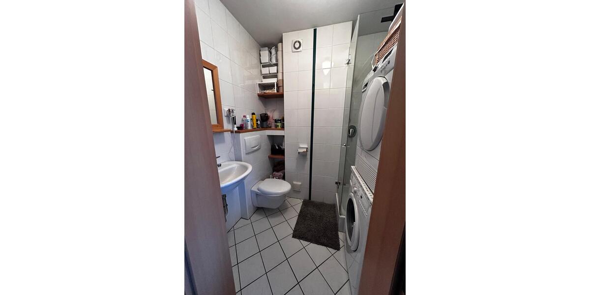 Helle 1-Zimmer-Wohnung mit separater Küche und Bad 1 zimmer