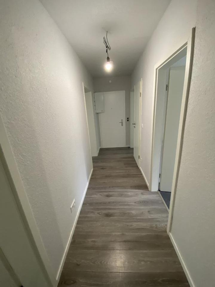 @%§4@%§4@%§4 Renovierte 3-Raumwohnung im ersten Obergeschoss mit Balkon @%§4@%§4@%§4 zimmer
